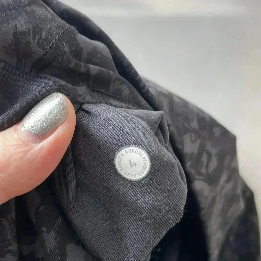 Lululemon I 4